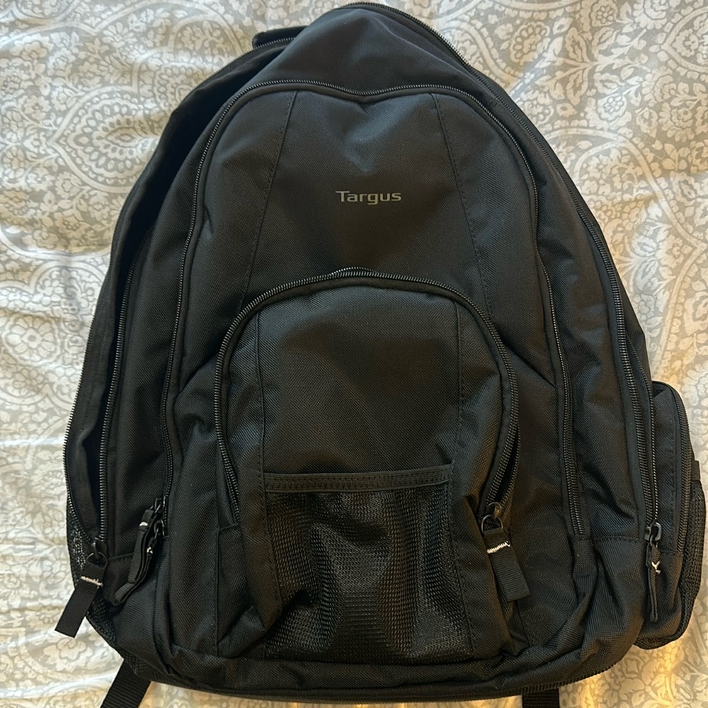 Targus 16 Inch Groove Laptop Backpack, Black